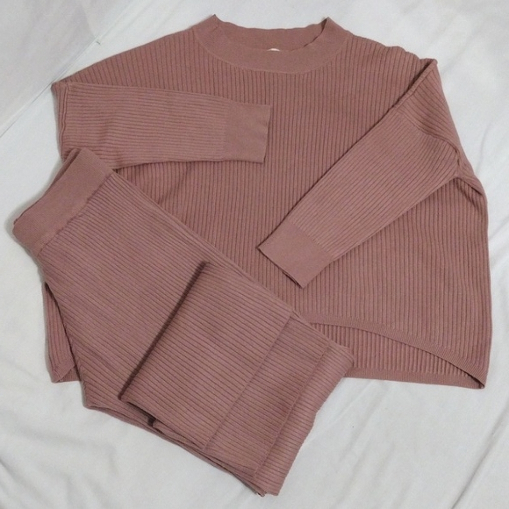 Tea n Rose Ribbed Knit Set in Mauve